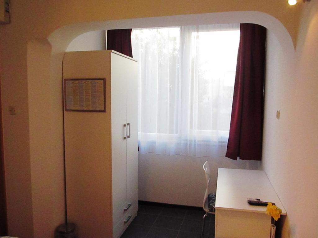 Blue Tree Rooms Split Room photo