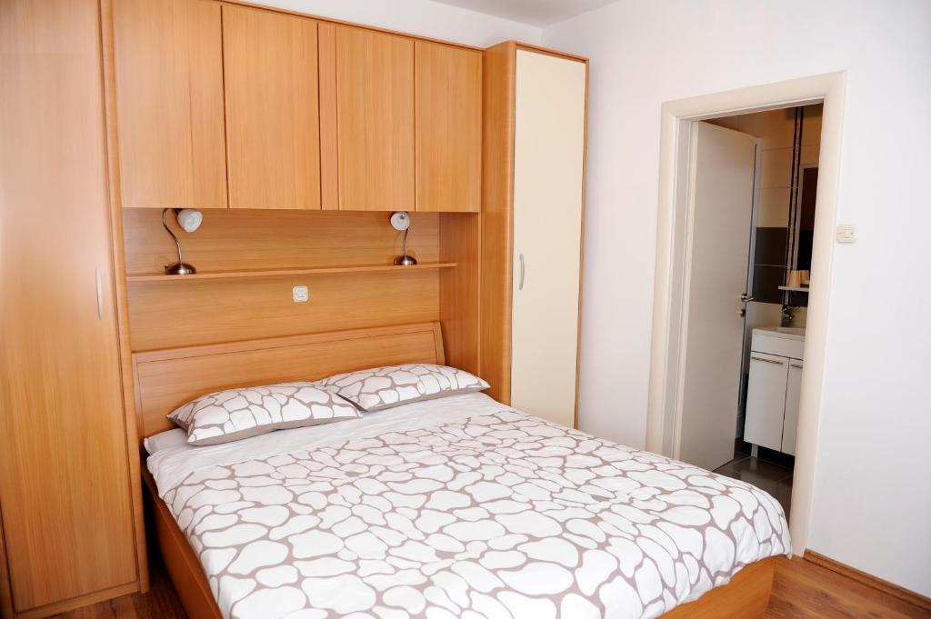 Blue Tree Rooms Split Room photo
